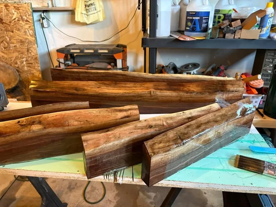 Live Edge, Sealed